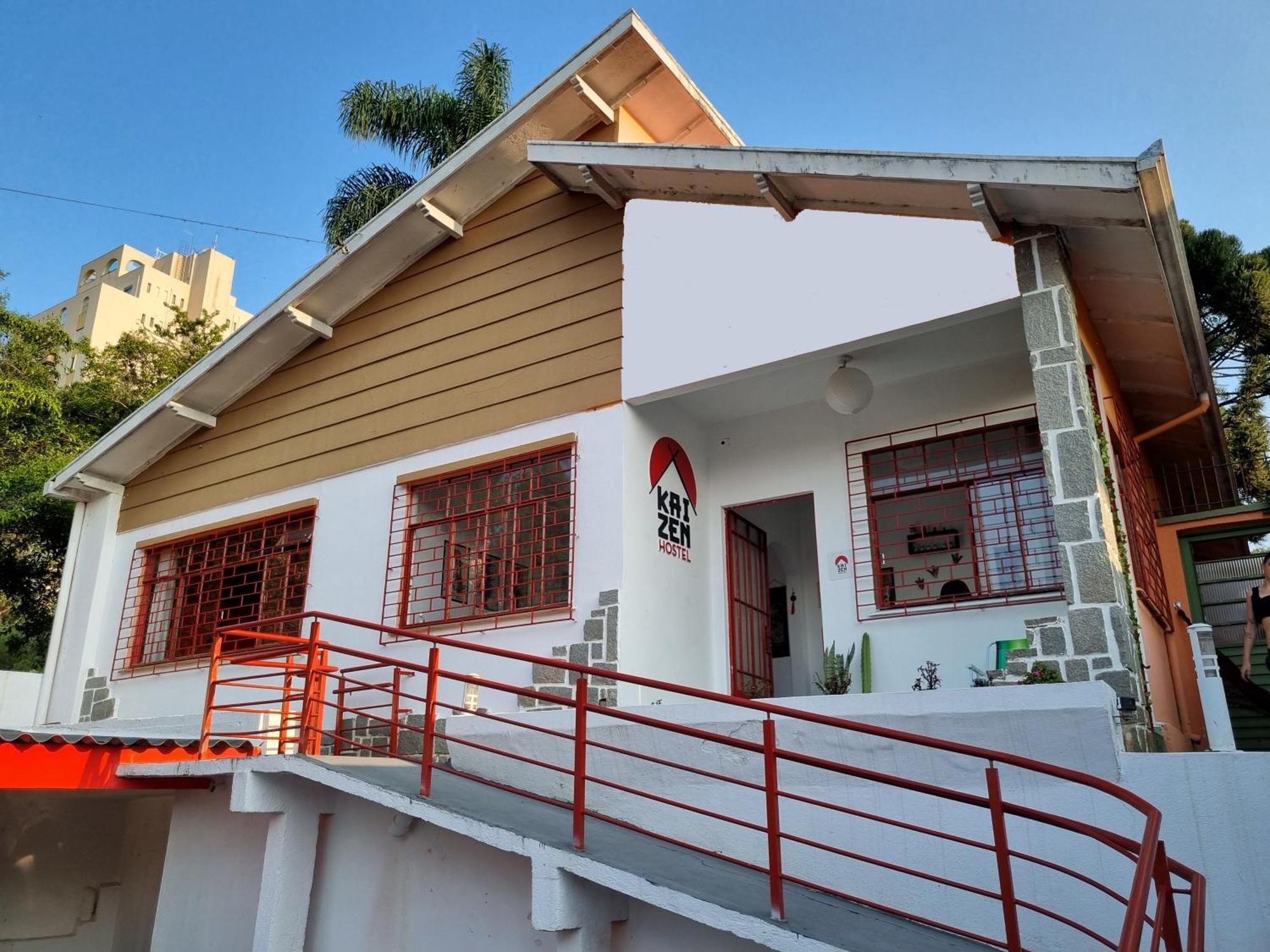 Hostel Kaizen Куритиба Екстериор снимка